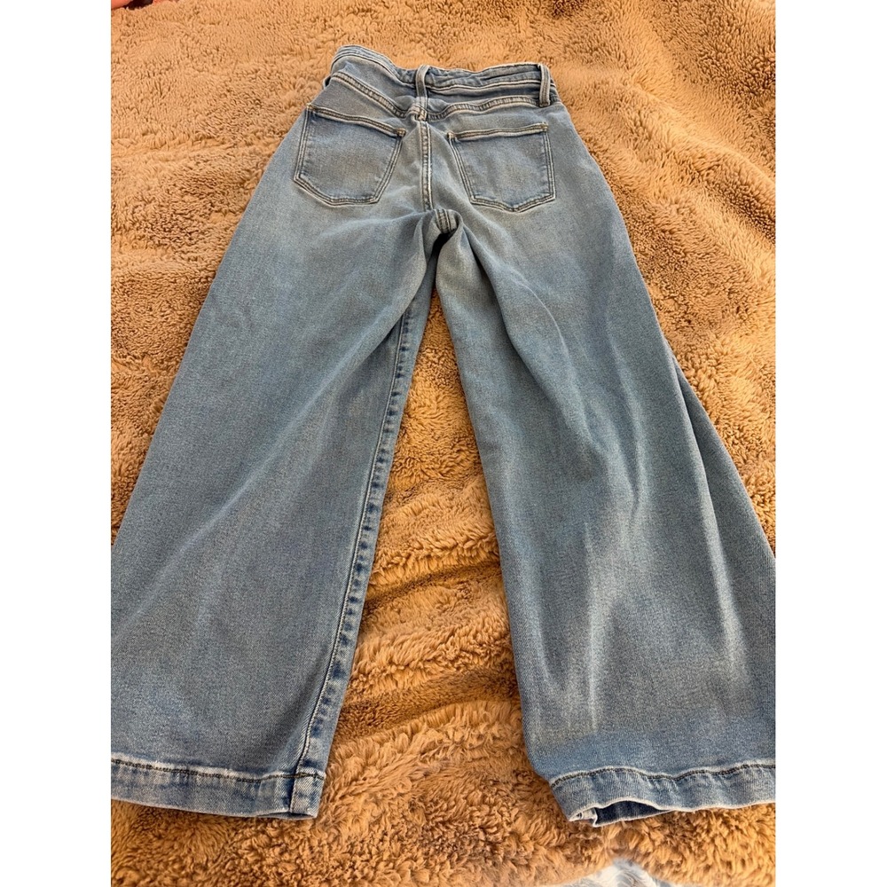 Universal Thread Womens High-Rise Wide Leg Jeans Light Wash Blue Size 4/27R - Picture 2 of 8